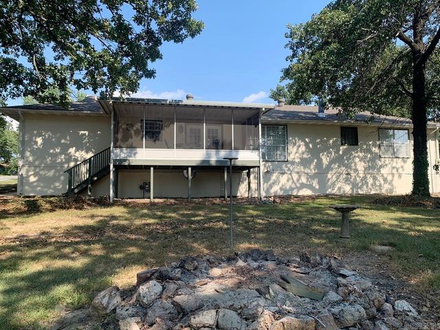 151 Fulbright Dr, Mountain Home, AR 72653