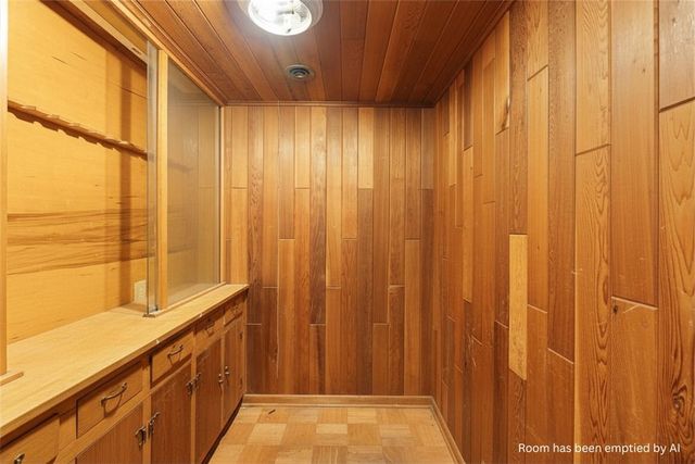 800 Esther Boulevard, Bryan, TX 77802