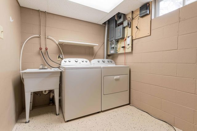 105 Kentucky Avenue, Hoffman, MN 56339