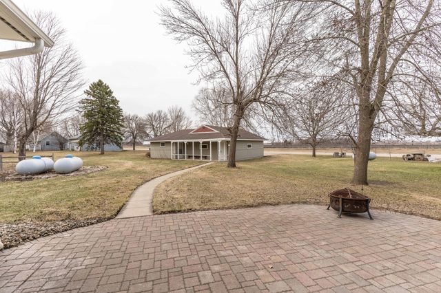 105 Kentucky Avenue, Hoffman, MN 56339