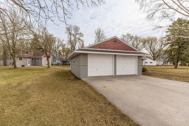 105 Kentucky Avenue, Hoffman, MN 56339