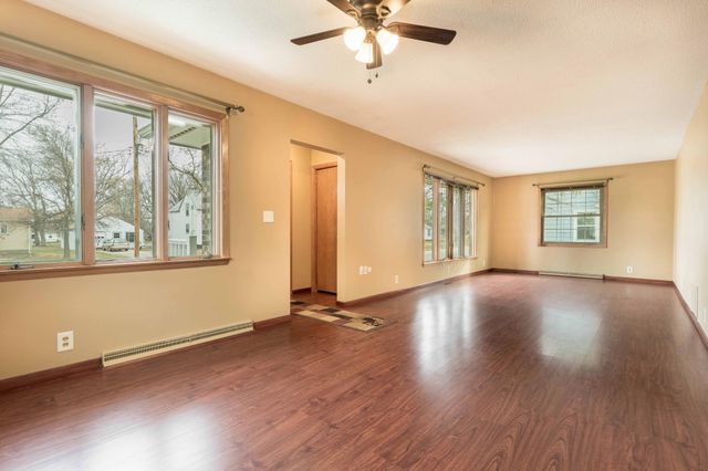 105 Kentucky Avenue, Hoffman, MN 56339