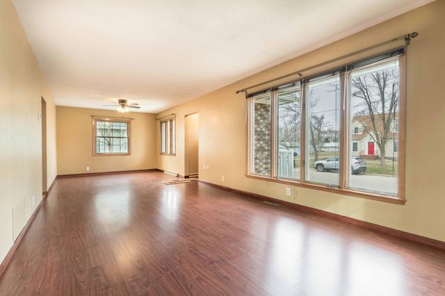 105 Kentucky Avenue, Hoffman, MN 56339