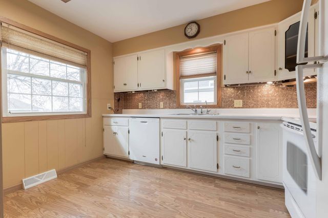 105 Kentucky Avenue, Hoffman, MN 56339