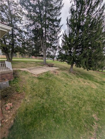 395 S Palm St, N Franklin Twp, PA 15301