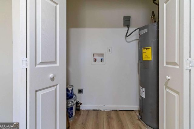 225 1st Street SW, Atlanta, GA 30314