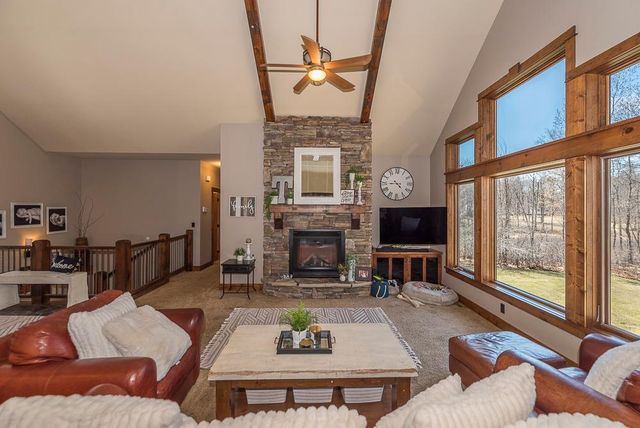 5044 Mary Allen Lane, Brainerd, MN 56401