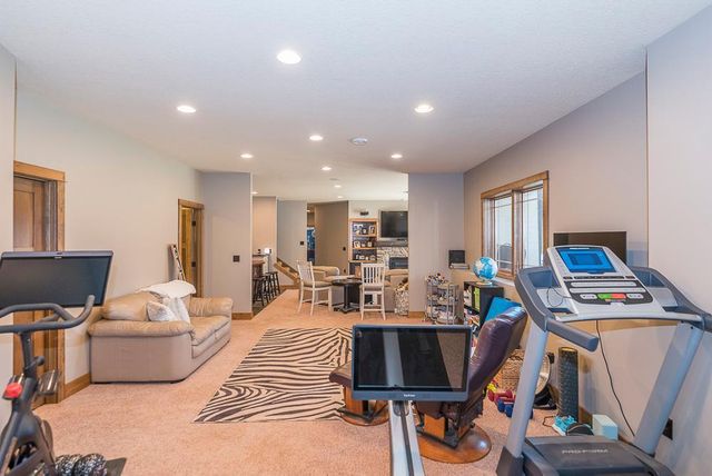 5044 Mary Allen Lane, Brainerd, MN 56401