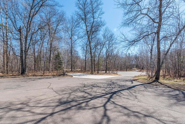5044 Mary Allen Lane, Brainerd, MN 56401