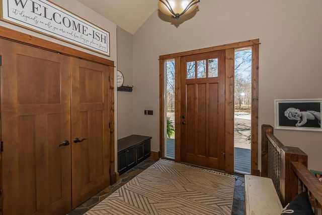 5044 Mary Allen Lane, Brainerd, MN 56401