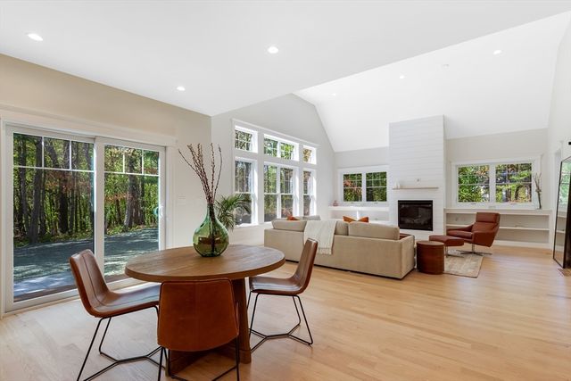 11 Cuba St, Andover, MA 01810
