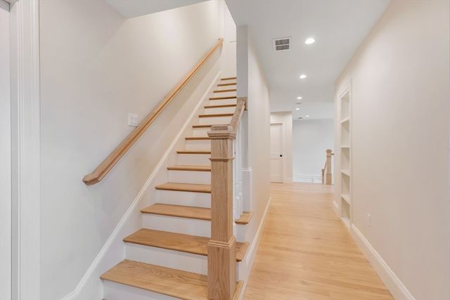 11 Cuba St, Andover, MA 01810