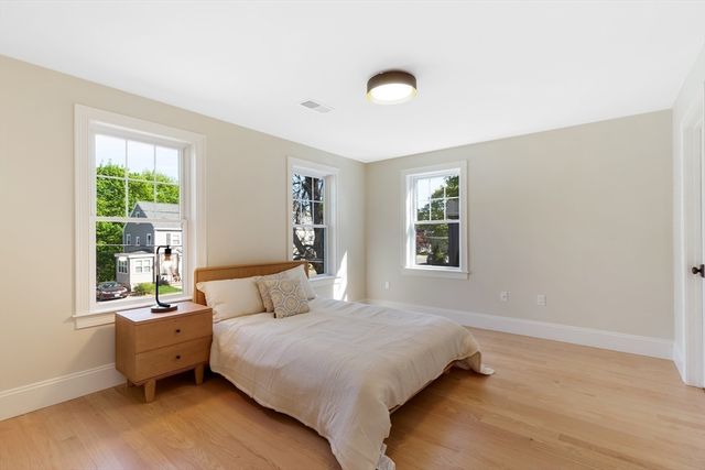 11 Cuba St, Andover, MA 01810