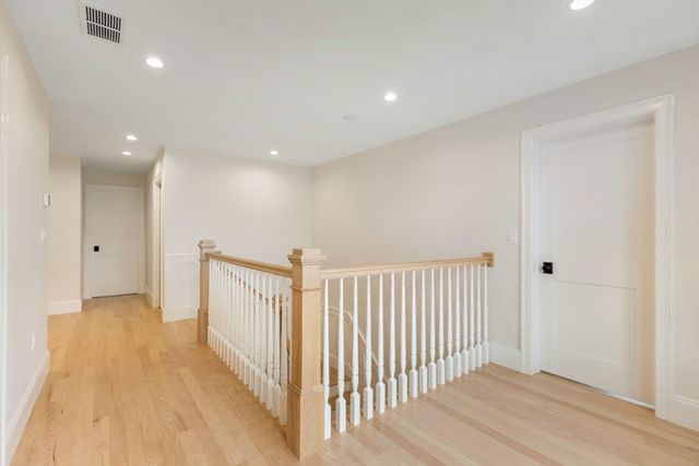 11 Cuba St, Andover, MA 01810