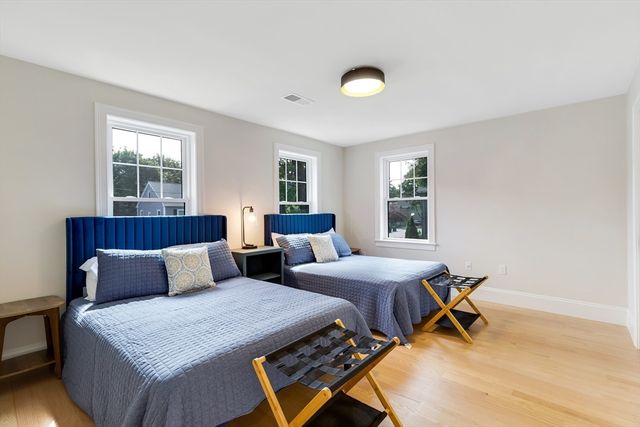 11 Cuba St, Andover, MA 01810