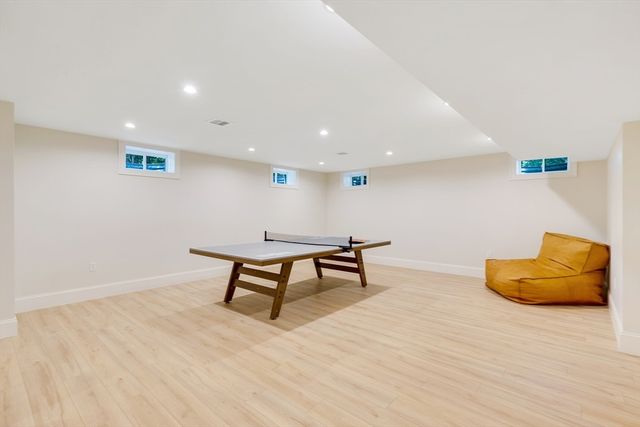 11 Cuba St, Andover, MA 01810