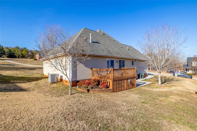 100 Carlissa Court, Easley, SC 29640