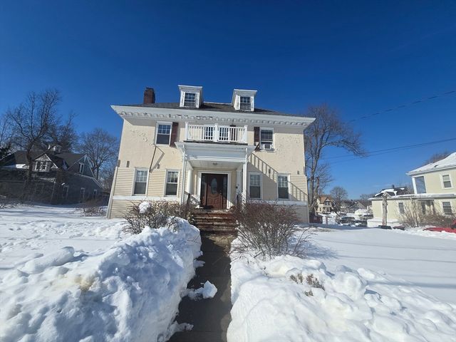 131 Moraine St, Brockton, MA 02301