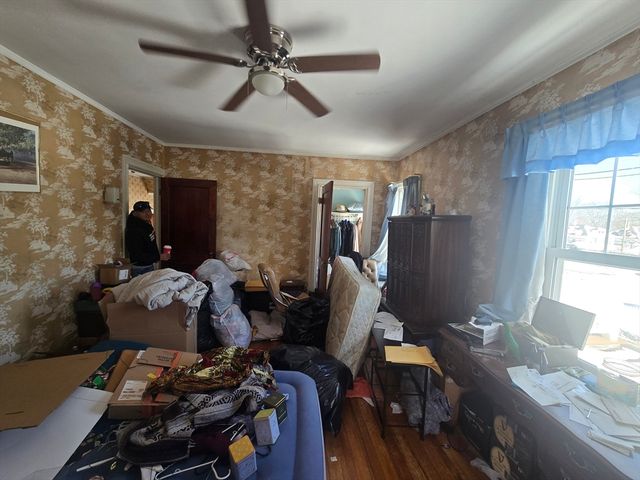 131 Moraine St, Brockton, MA 02301