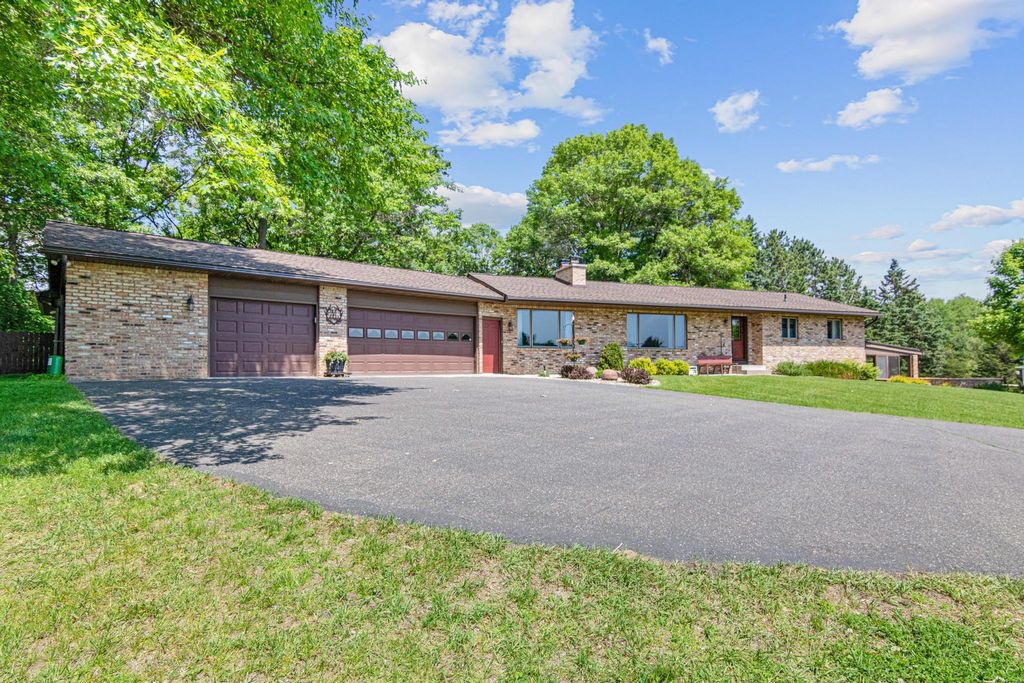 17000 Jackal Street NW, Ramsey, MN 55303