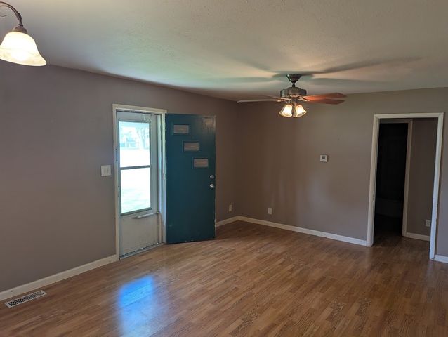 707 E Van Allen Street, Tuscola, IL 61953