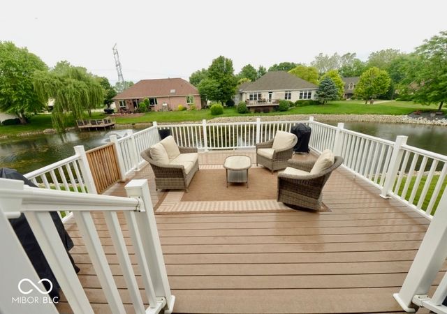 4858 Brentridge Place, Greenwood, IN 46143