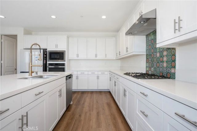 39028 Mondell Pine Avenue, Palmdale, CA 93551