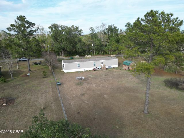 10453 NW Schmarje Lane, Bristol, FL 32321