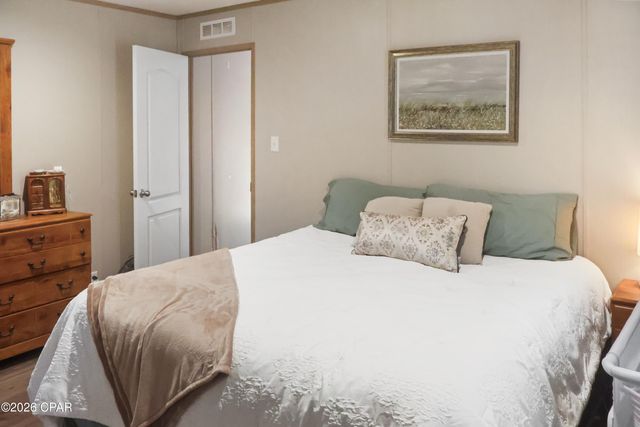 10453 NW Schmarje Lane, Bristol, FL 32321