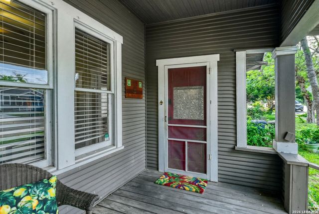 608 E Mistletoe, San Antonio, TX 78212