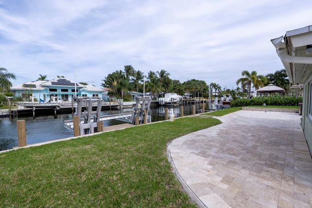 2875 NE 19th St, Pompano Beach, FL 33062