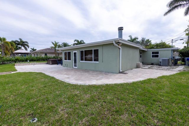 2875 NE 19th St, Pompano Beach, FL 33062