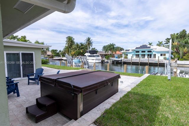 2875 NE 19th St, Pompano Beach, FL 33062