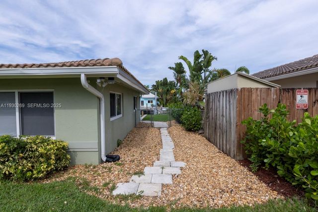 2875 NE 19th St, Pompano Beach, FL 33062