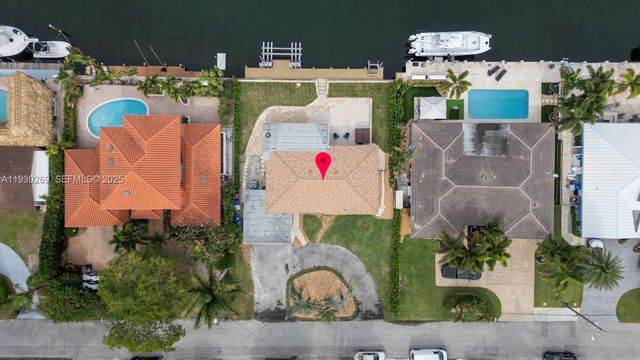 2875 NE 19th St, Pompano Beach, FL 33062