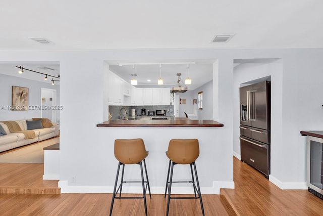 2875 NE 19th St, Pompano Beach, FL 33062