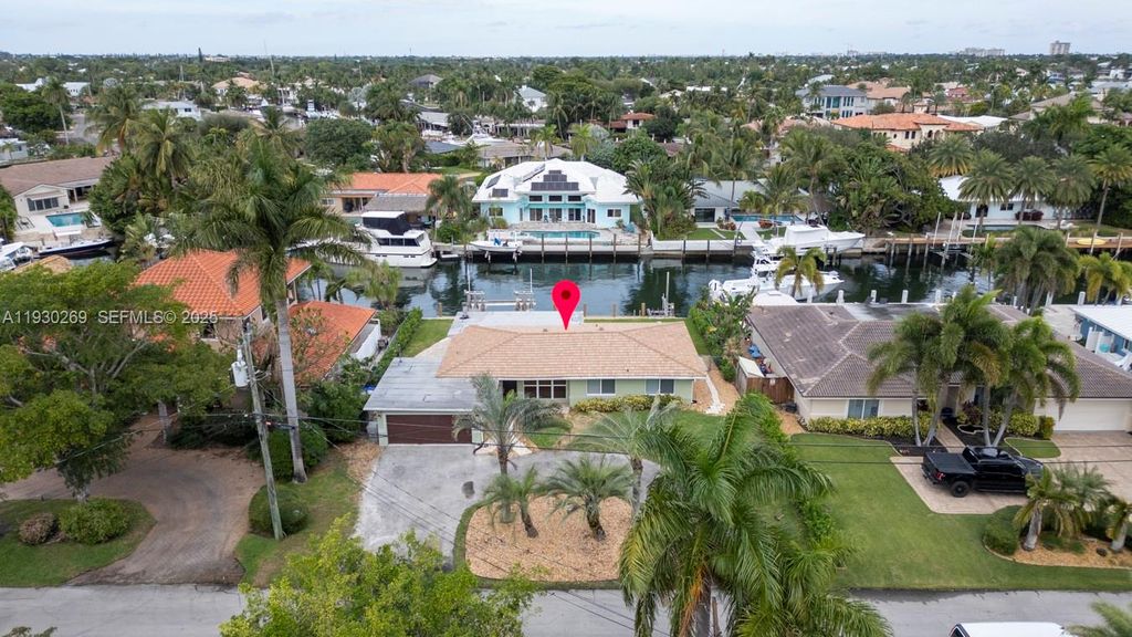 Image 16 of property listing at 2875 NE 19th St, Pompano Beach, FL 33062