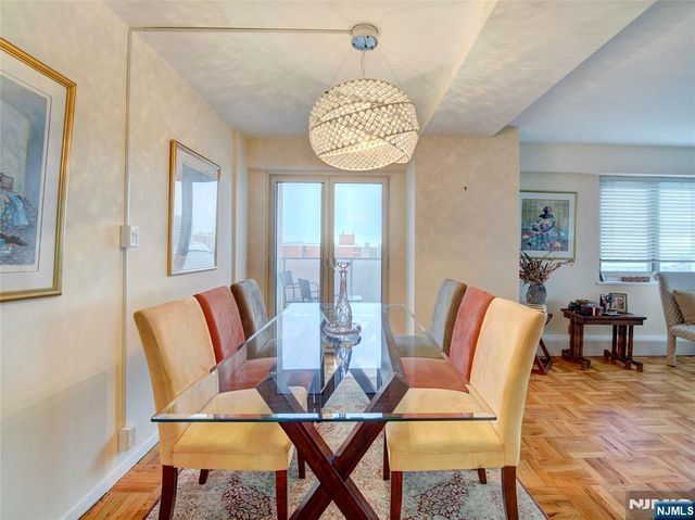 377 S Harrison Street 9E, East Orange, NJ 07018