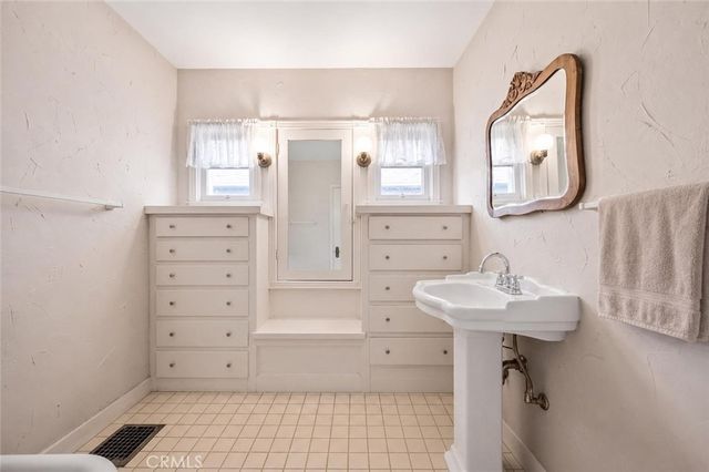 44651 Beech Avenue, Lancaster, CA 93534