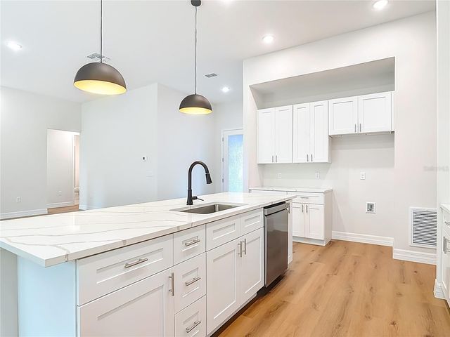 30798 APRICOT AVENUE, Eustis, FL 32736