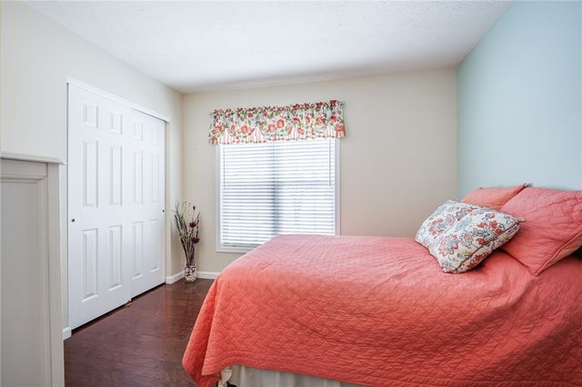 18 Shirleen Drive, Parma, NY 14468