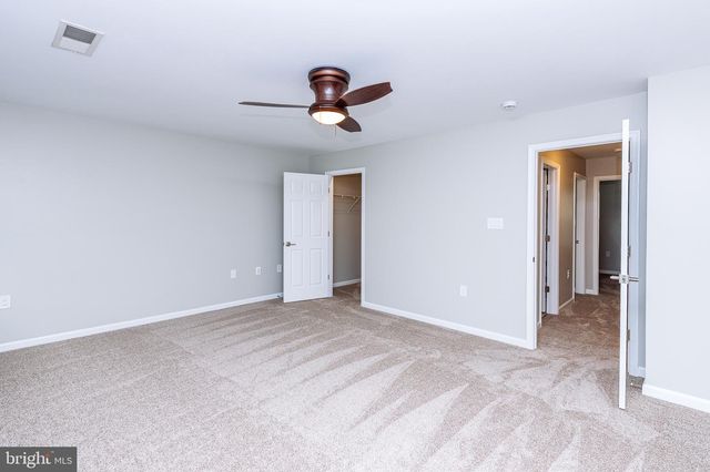 20 BRAVERY WAY, Martinsburg, WV 25405