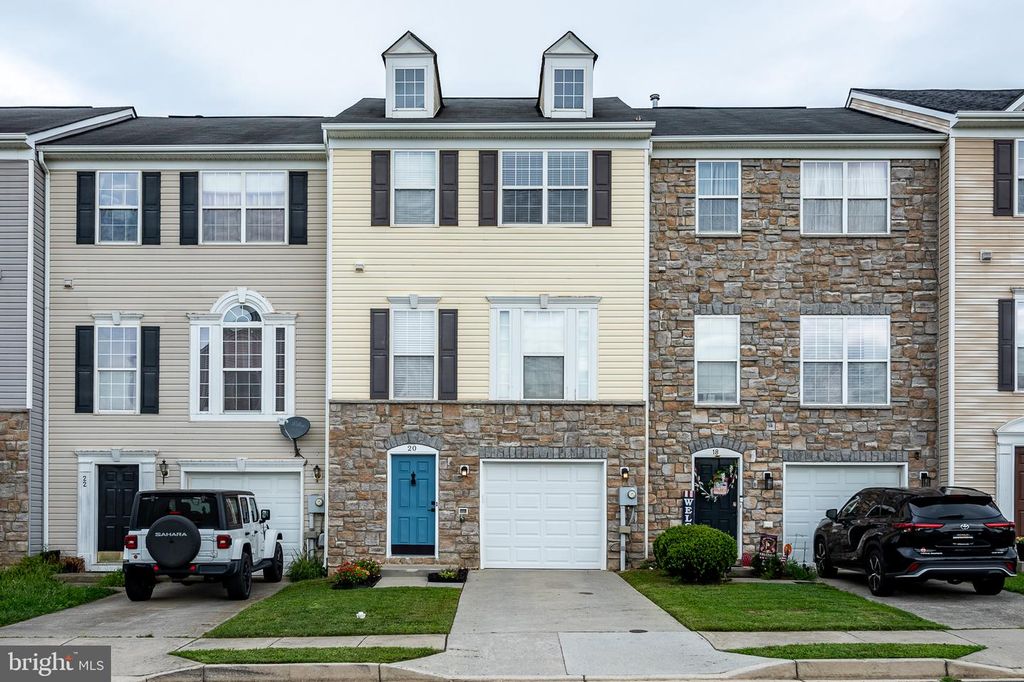 20 BRAVERY WAY, Martinsburg, WV 25405