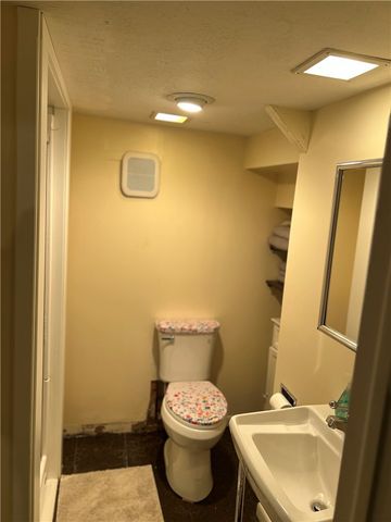 54 Chambers Ave, Greenville Boro, PA 16125