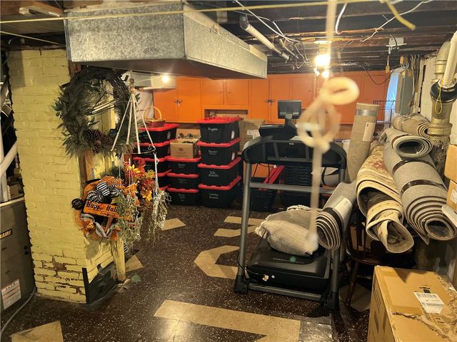 54 Chambers Ave, Greenville Boro, PA 16125