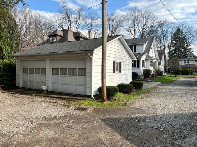 54 Chambers Ave, Greenville Boro, PA 16125