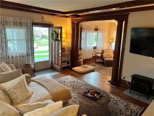 54 Chambers Ave, Greenville Boro, PA 16125