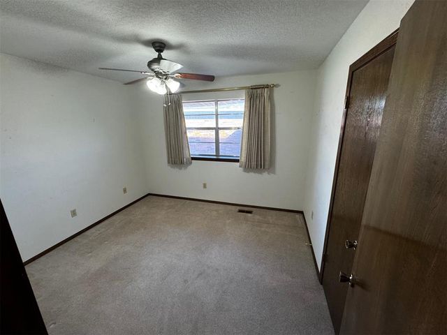 41 Timber Creek Drive, Shawnee, OK 74804