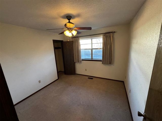 41 Timber Creek Drive, Shawnee, OK 74804