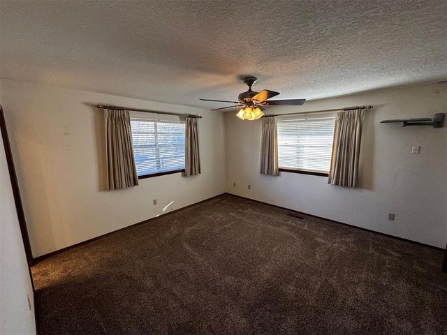 41 Timber Creek Drive, Shawnee, OK 74804